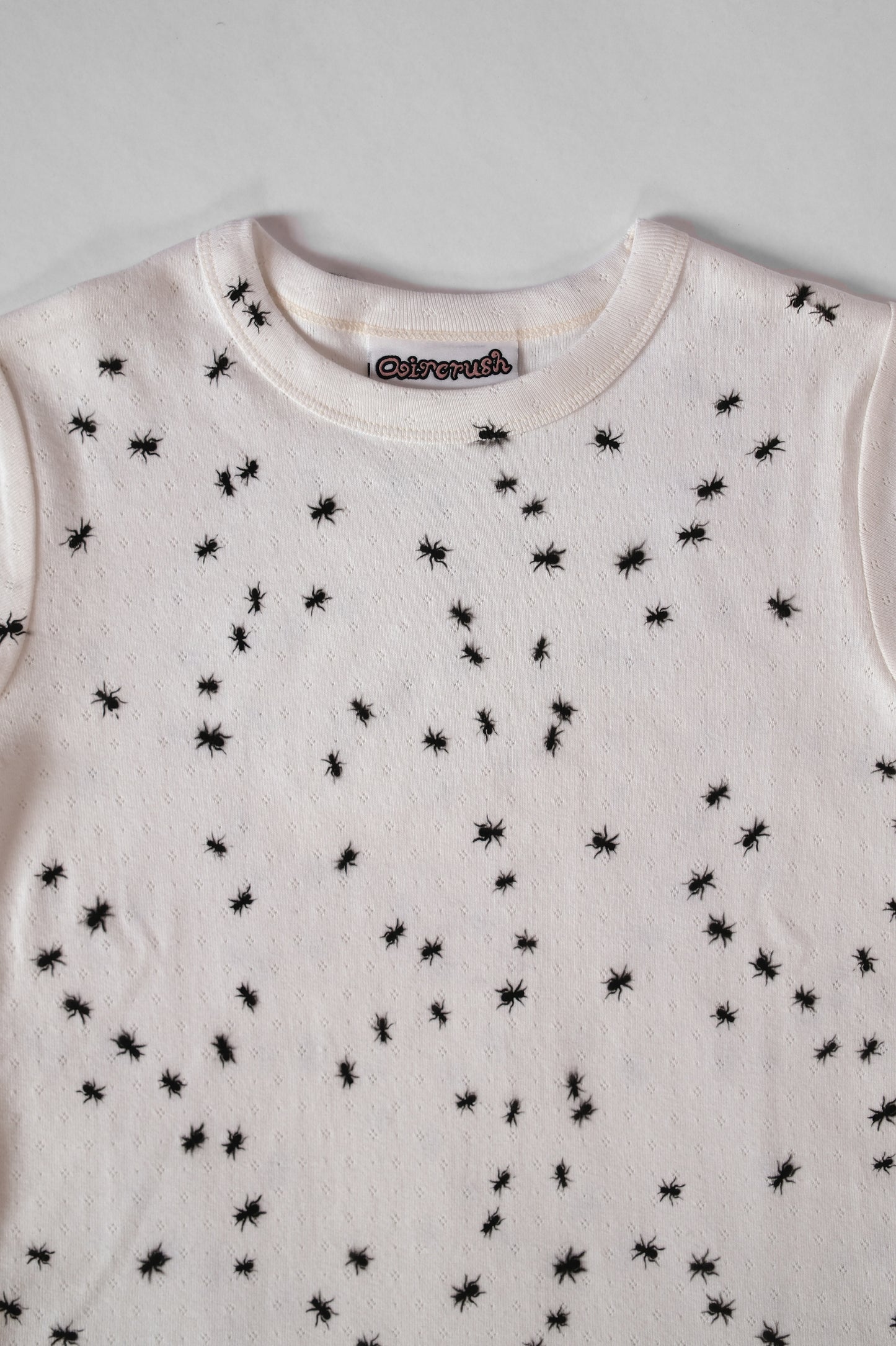 *pre-order* ant tee - white