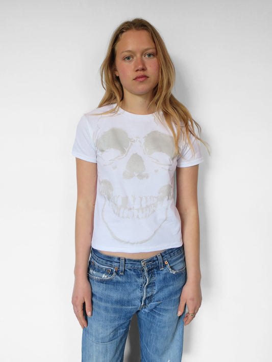 skull tee
